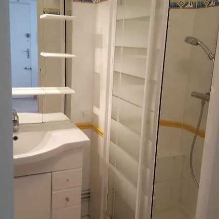 Apartamento B *
